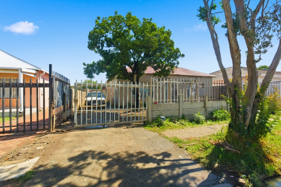 3 Bedroom Property for Sale in Geduld Gauteng