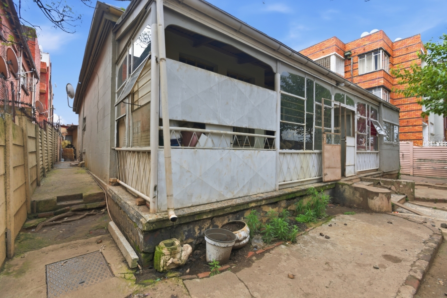 4 Bedroom Property for Sale in Bellevue East Gauteng