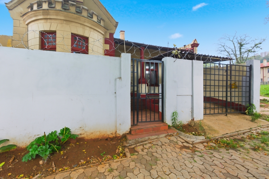 5 Bedroom Property for Sale in Bertrams Gauteng