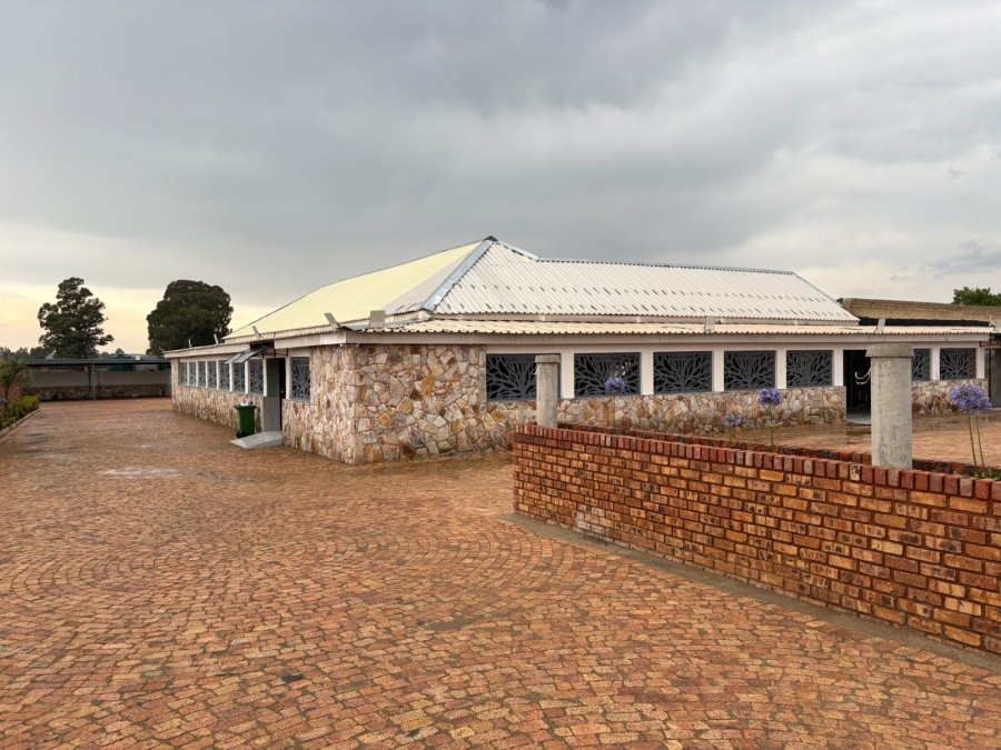 Commercial Property for Sale in Spaarwater Gauteng