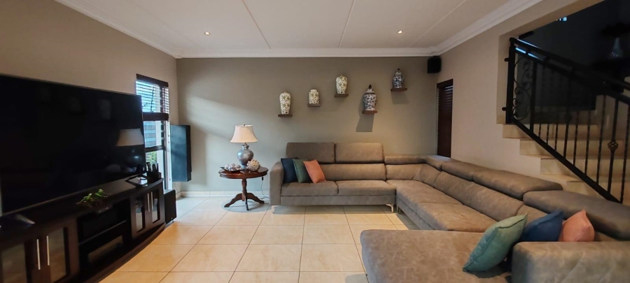 3 Bedroom Property for Sale in Glen Marais Gauteng