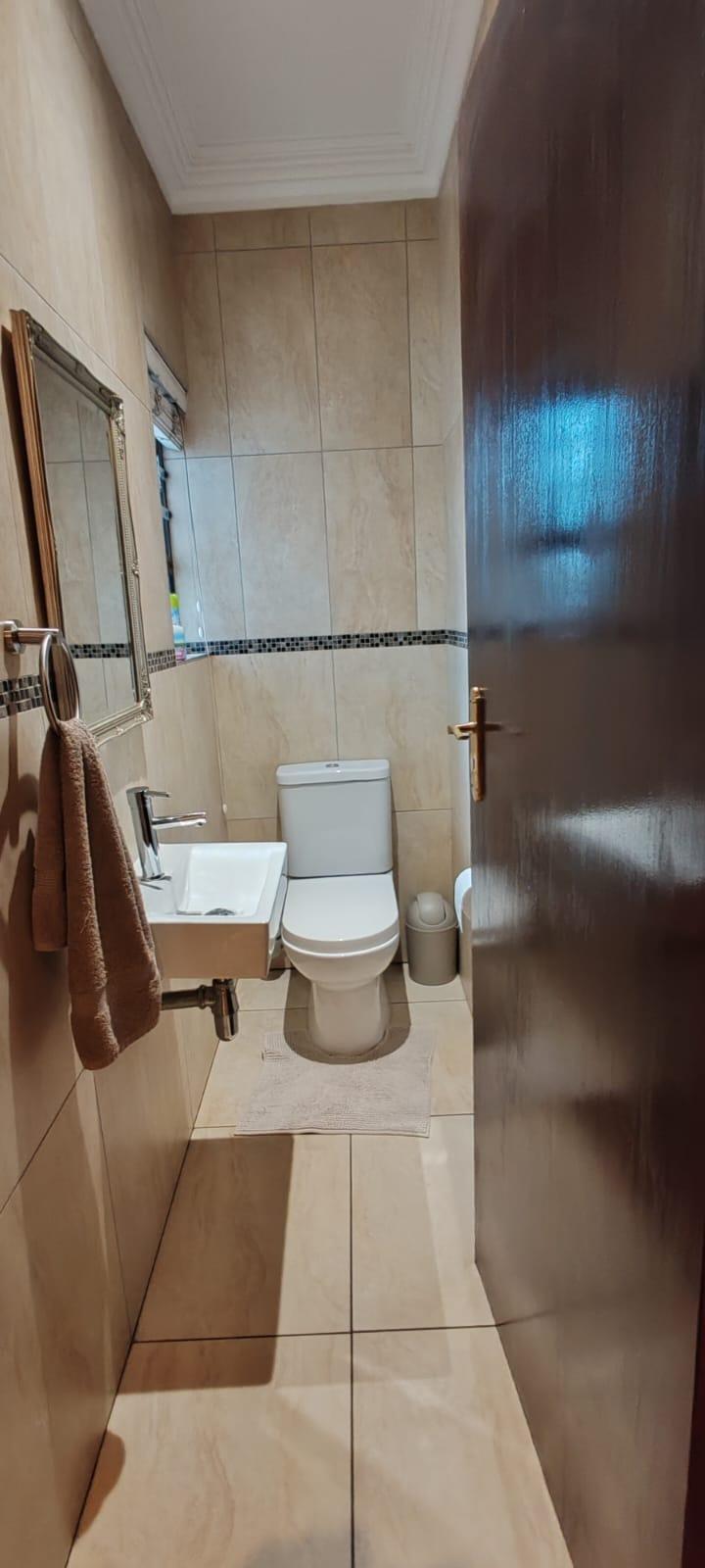 3 Bedroom Property for Sale in Glen Marais Gauteng