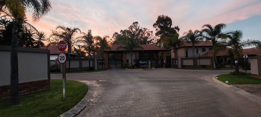 3 Bedroom Property for Sale in Glen Marais Gauteng