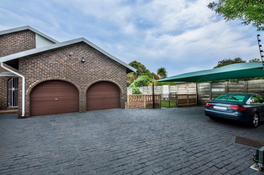 To Let 3 Bedroom Property for Rent in Highway Gardens Gauteng