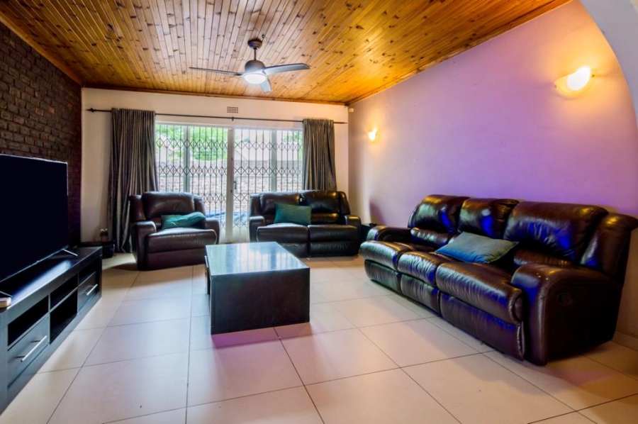 To Let 3 Bedroom Property for Rent in Highway Gardens Gauteng