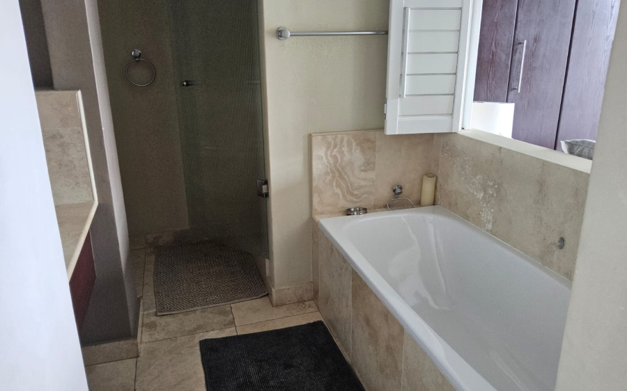 2 Bedroom Property for Sale in Sandhurst Gauteng