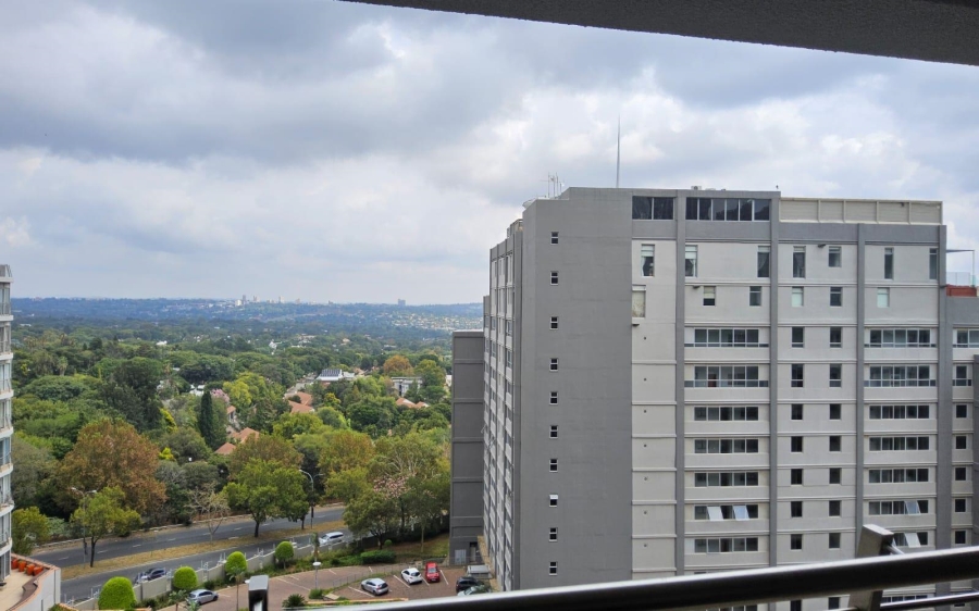 2 Bedroom Property for Sale in Sandhurst Gauteng