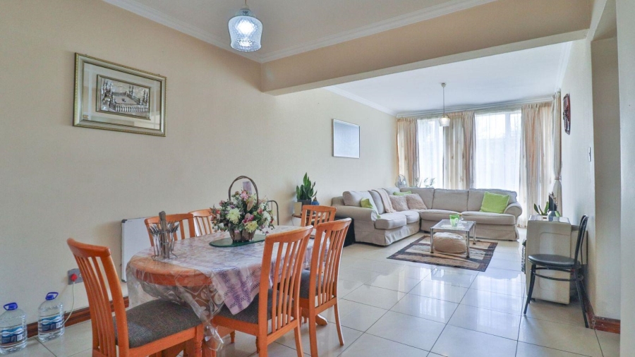 2 Bedroom Property for Sale in Benoni Central Gauteng