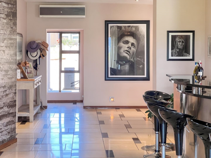 7 Bedroom Property for Sale in Blue Saddle Ranches Gauteng