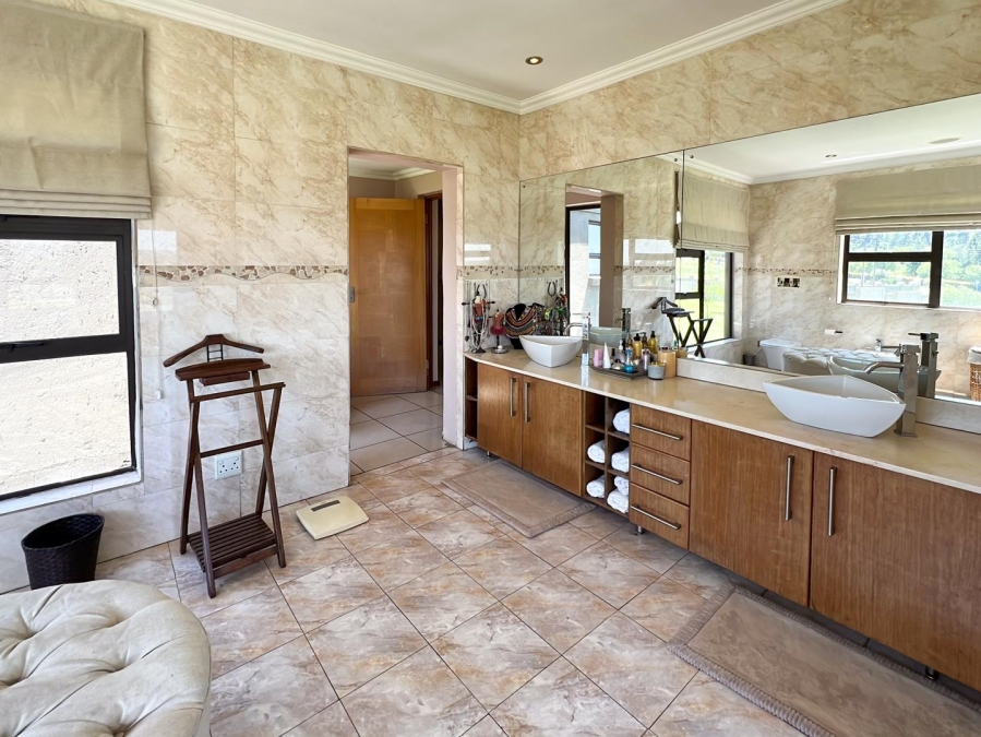 7 Bedroom Property for Sale in Blue Saddle Ranches Gauteng