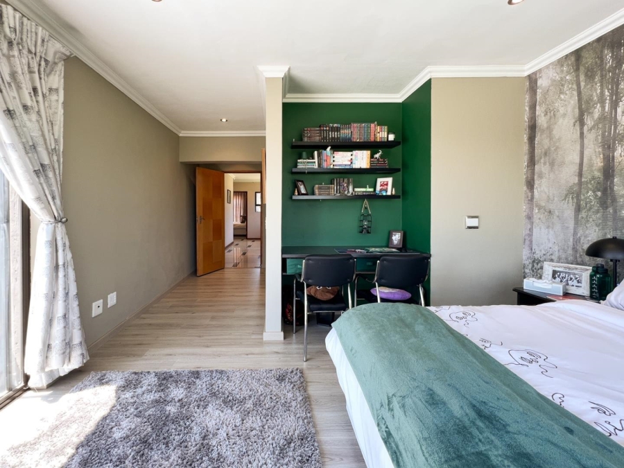 7 Bedroom Property for Sale in Blue Saddle Ranches Gauteng