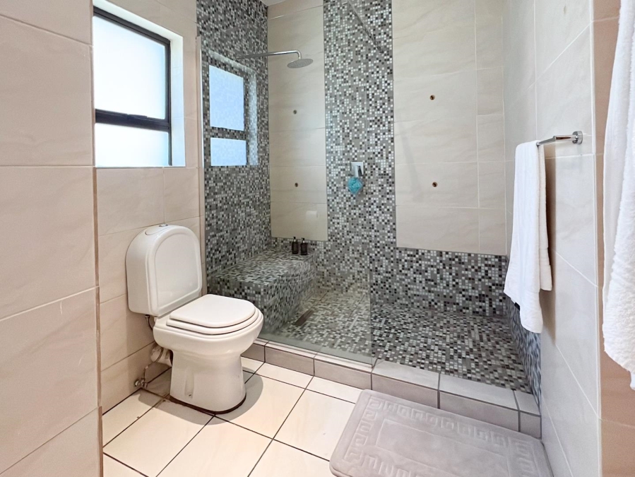 7 Bedroom Property for Sale in Blue Saddle Ranches Gauteng