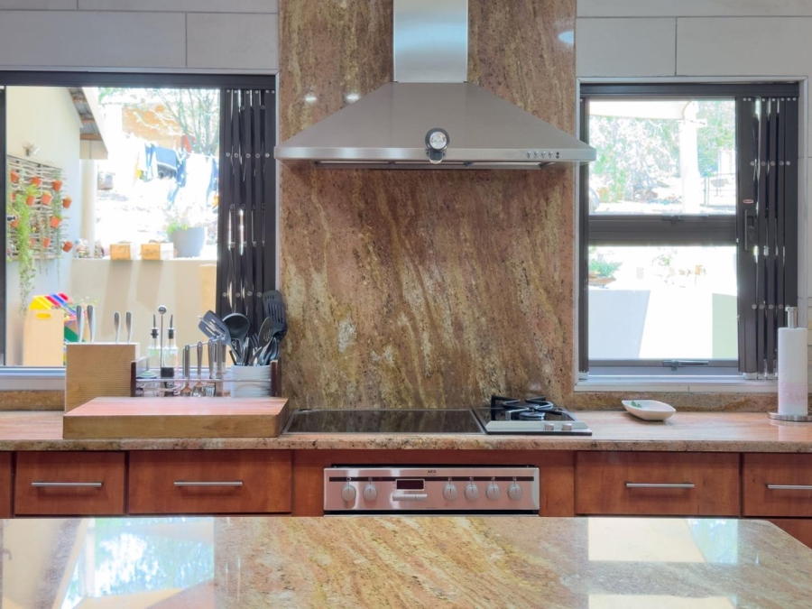 5 Bedroom Property for Sale in Blue Saddle Ranches Gauteng