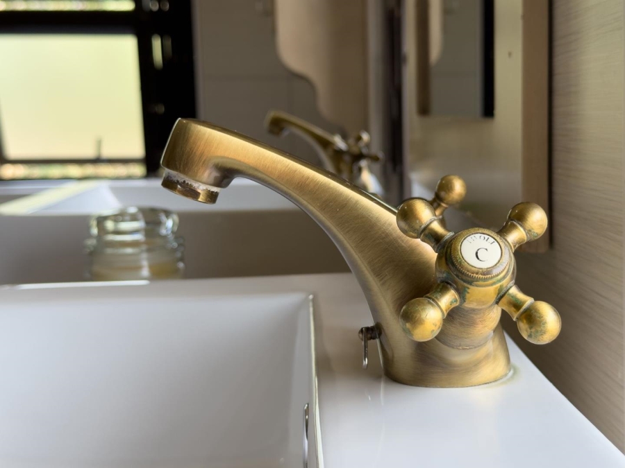 5 Bedroom Property for Sale in Blue Saddle Ranches Gauteng