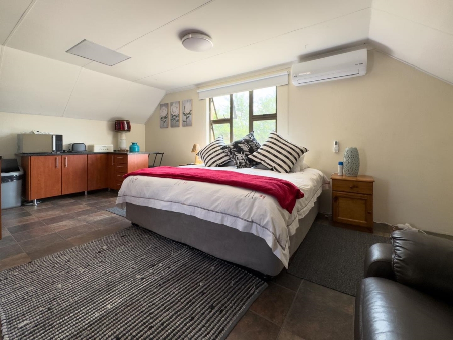 5 Bedroom Property for Sale in Blue Saddle Ranches Gauteng