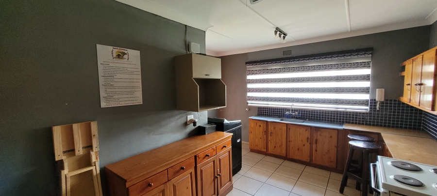 8 Bedroom Property for Sale in Allen Grove Gauteng