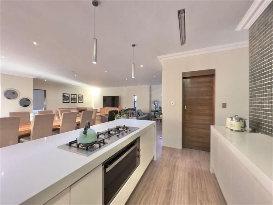 4 Bedroom Property for Sale in Glen Marais Gauteng