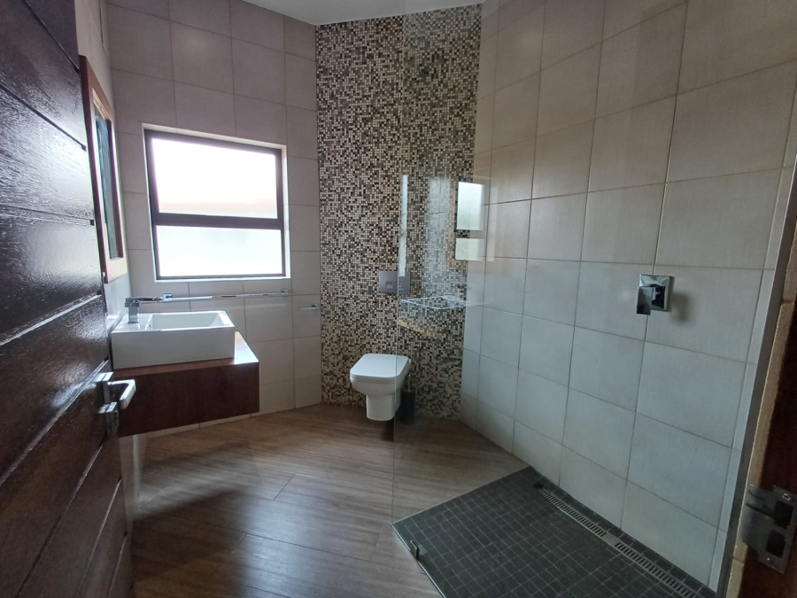 4 Bedroom Property for Sale in Glen Marais Gauteng