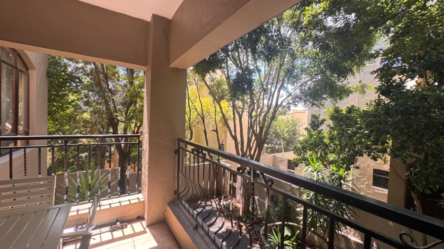 1 Bedroom Property for Sale in Pineslopes Gauteng