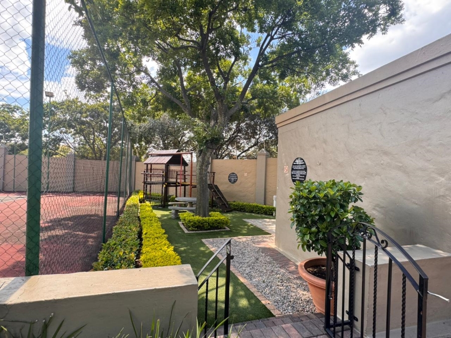 1 Bedroom Property for Sale in Pineslopes Gauteng