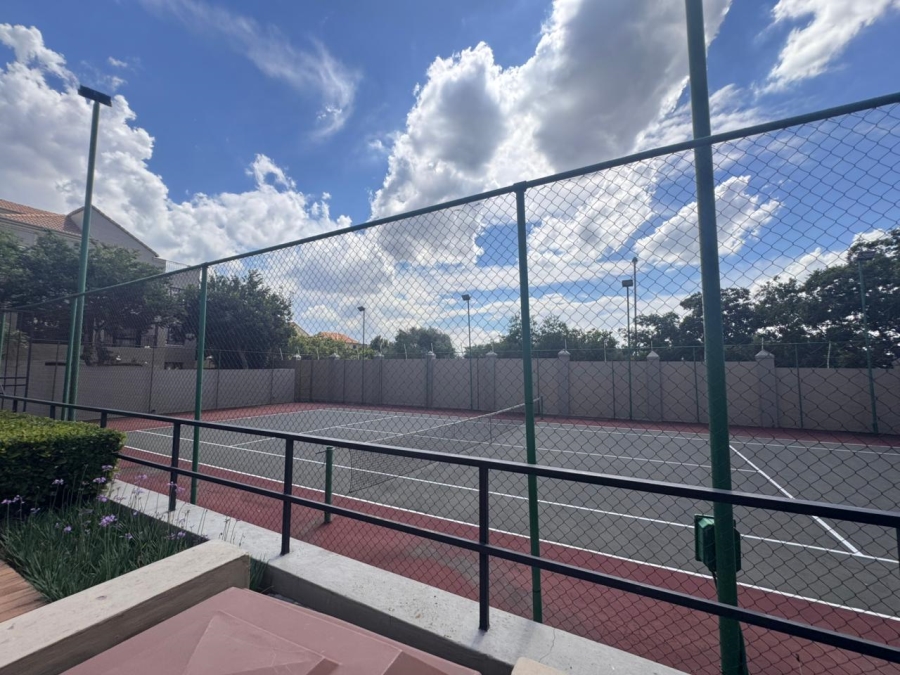 1 Bedroom Property for Sale in Pineslopes Gauteng