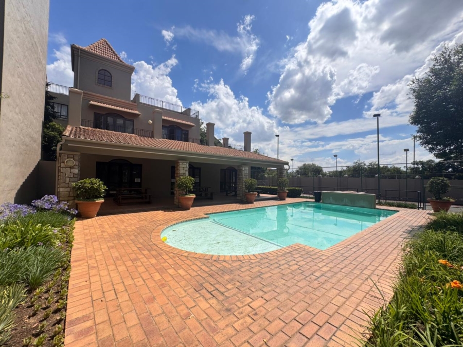 1 Bedroom Property for Sale in Pineslopes Gauteng