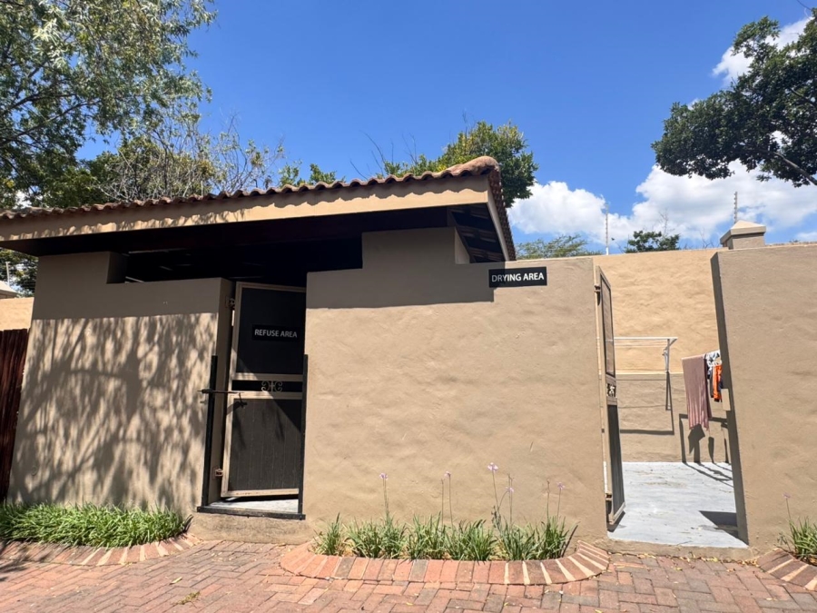 1 Bedroom Property for Sale in Pineslopes Gauteng