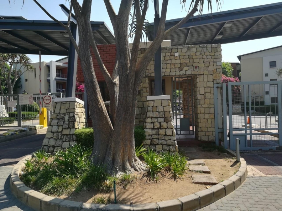 To Let 2 Bedroom Property for Rent in Ferndale Gauteng