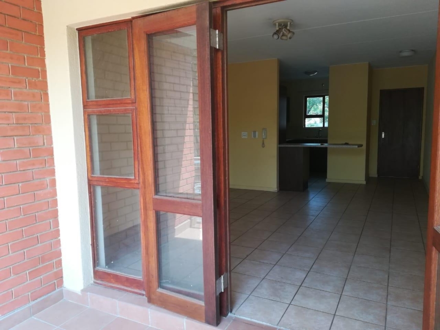 To Let 2 Bedroom Property for Rent in Ferndale Gauteng