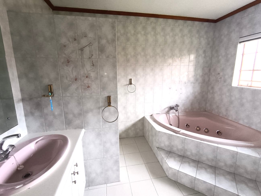 4 Bedroom Property for Sale in Bartlett Gauteng