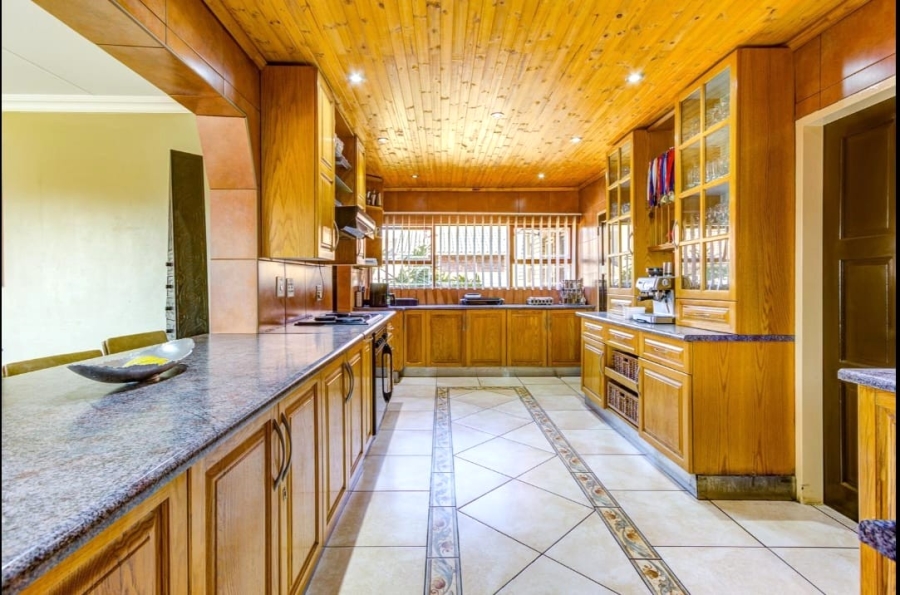 5 Bedroom Property for Sale in Rynfield Gauteng