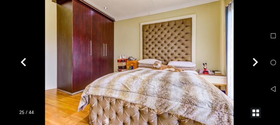 5 Bedroom Property for Sale in Rynfield Gauteng