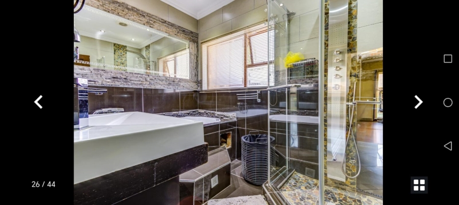 5 Bedroom Property for Sale in Rynfield Gauteng