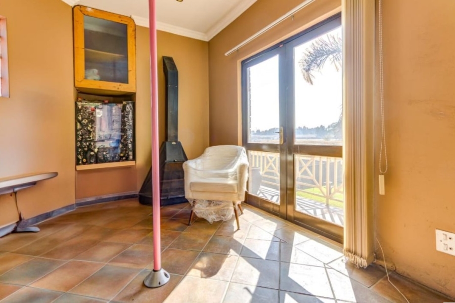 5 Bedroom Property for Sale in Rynfield Gauteng