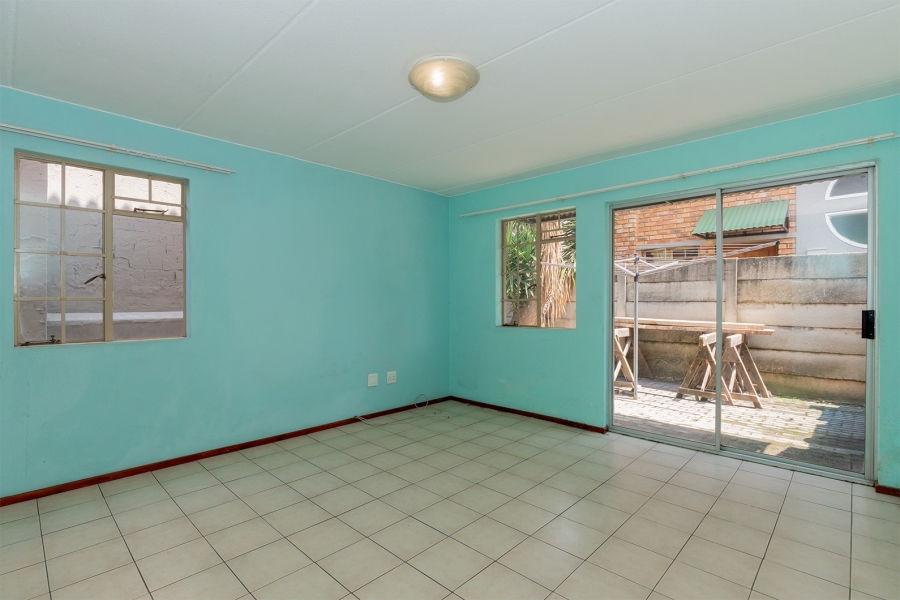 2 Bedroom Property for Sale in Edleen Gauteng