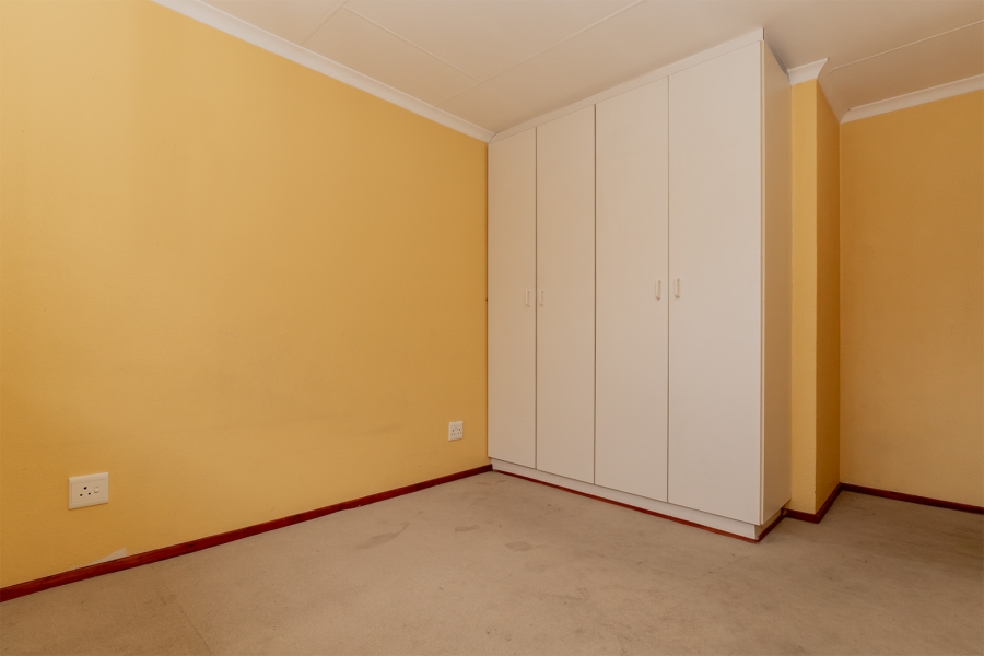 2 Bedroom Property for Sale in Edleen Gauteng