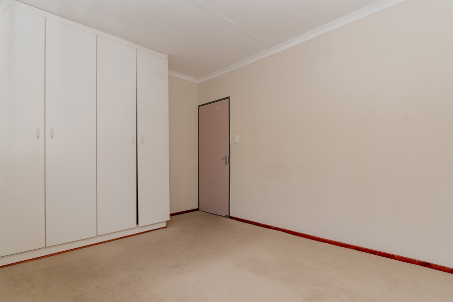 2 Bedroom Property for Sale in Edleen Gauteng