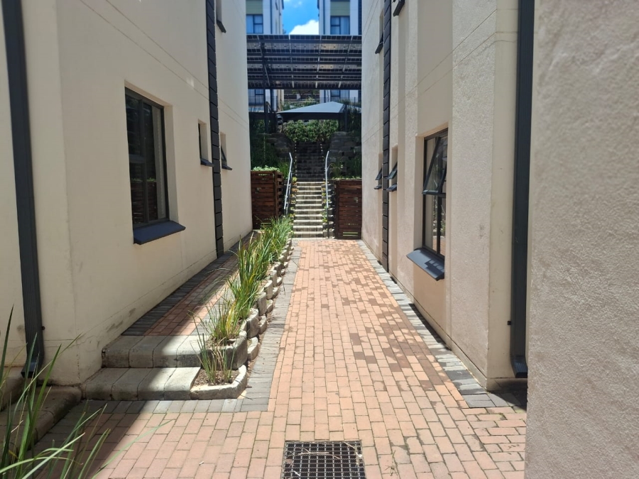 2 Bedroom Property for Sale in Lilianton Gauteng