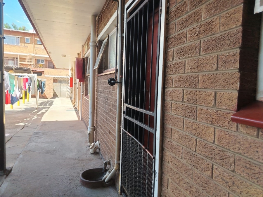 1 Bedroom Property for Sale in Primrose Gauteng