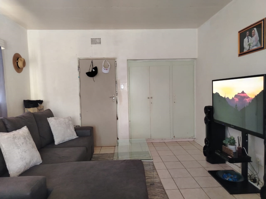 1 Bedroom Property for Sale in Primrose Gauteng