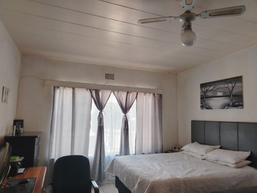 1 Bedroom Property for Sale in Primrose Gauteng