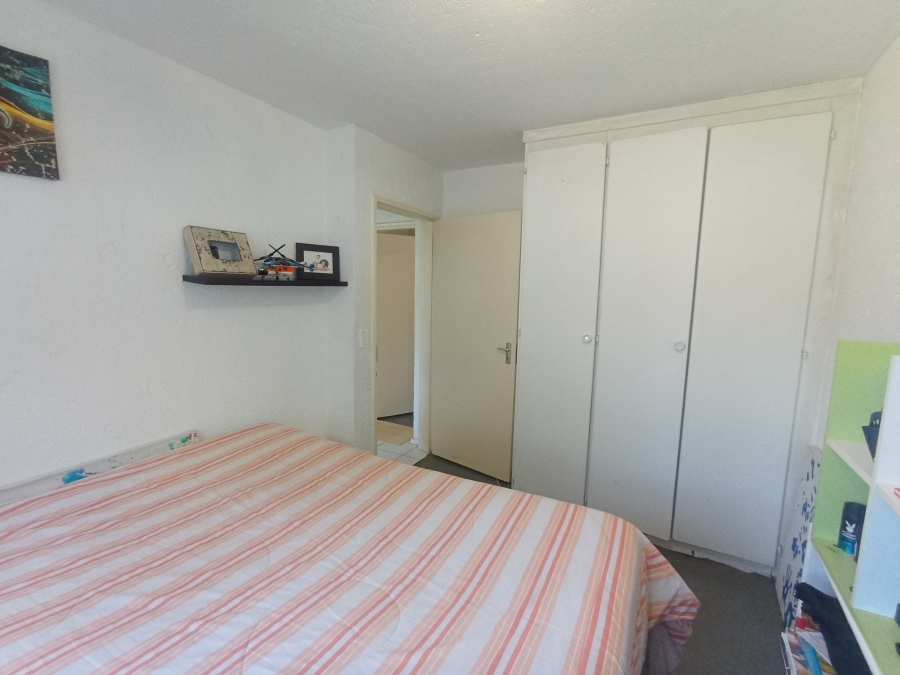 2 Bedroom Property for Sale in Bassonia Gauteng