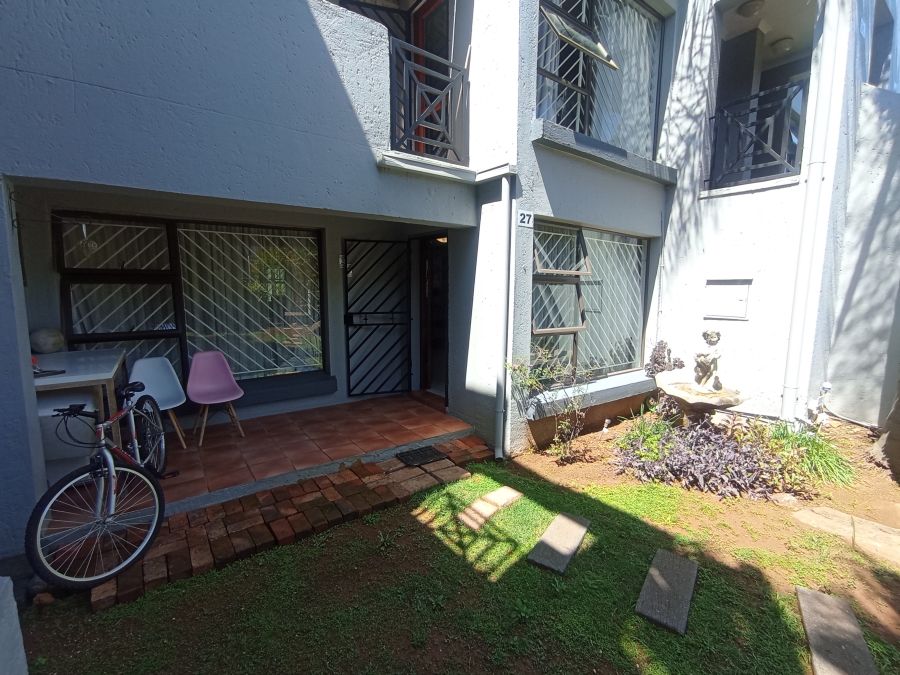 2 Bedroom Property for Sale in Bassonia Gauteng