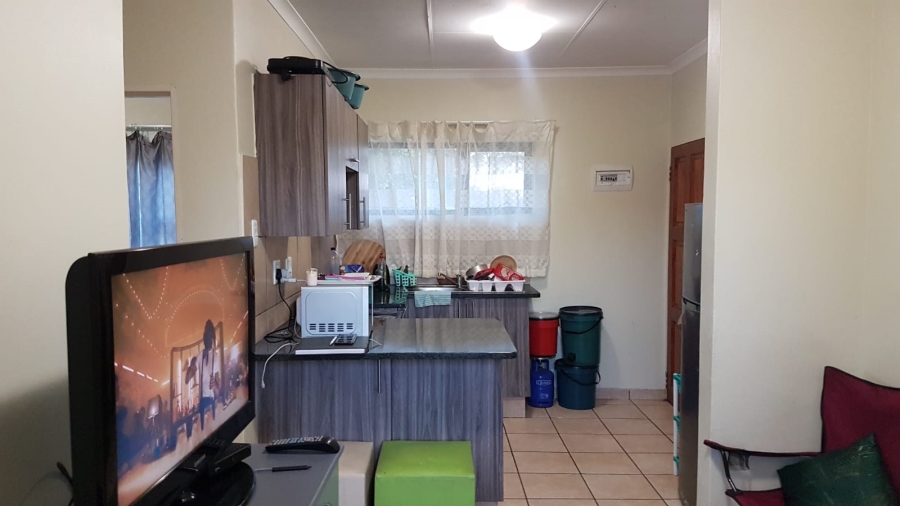 To Let 2 Bedroom Property for Rent in Comet Gauteng