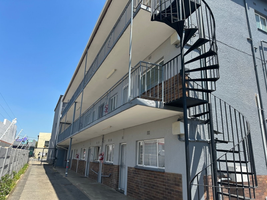 2 Bedroom Property for Sale in Blairgowrie Gauteng