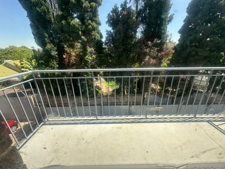 2 Bedroom Property for Sale in Blairgowrie Gauteng