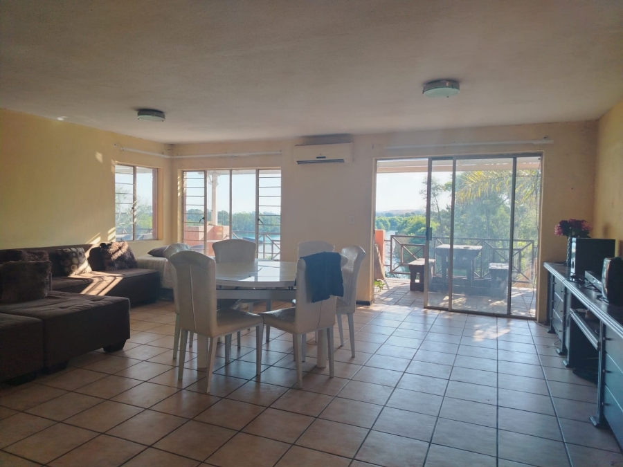 1 Bedroom Property for Sale in Primrose Gauteng