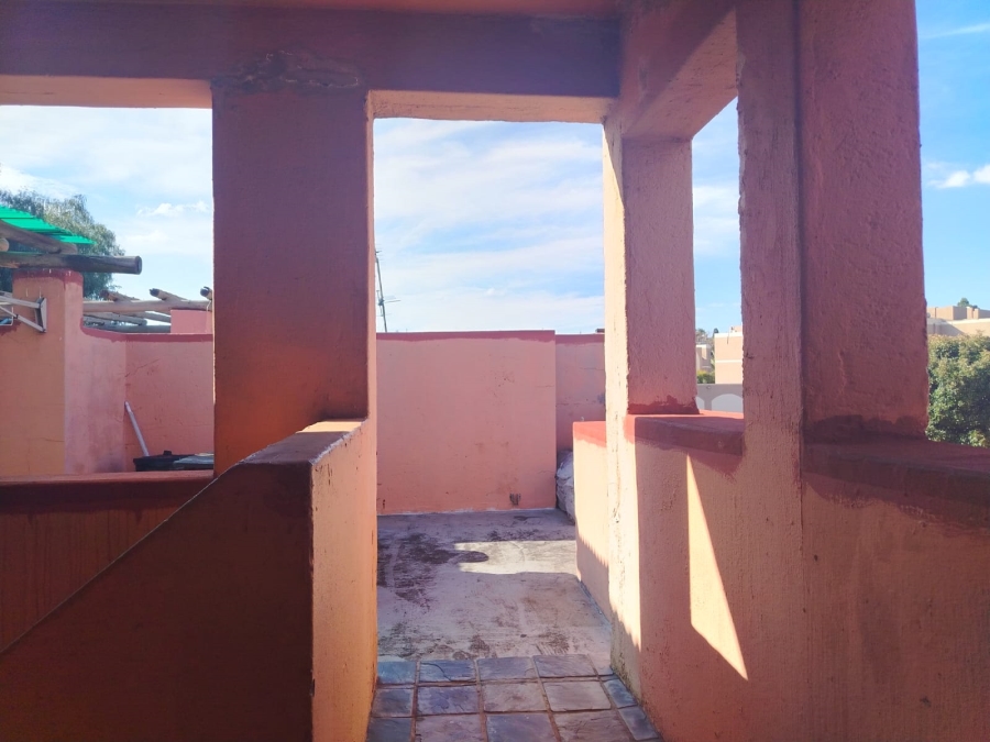 1 Bedroom Property for Sale in Primrose Gauteng