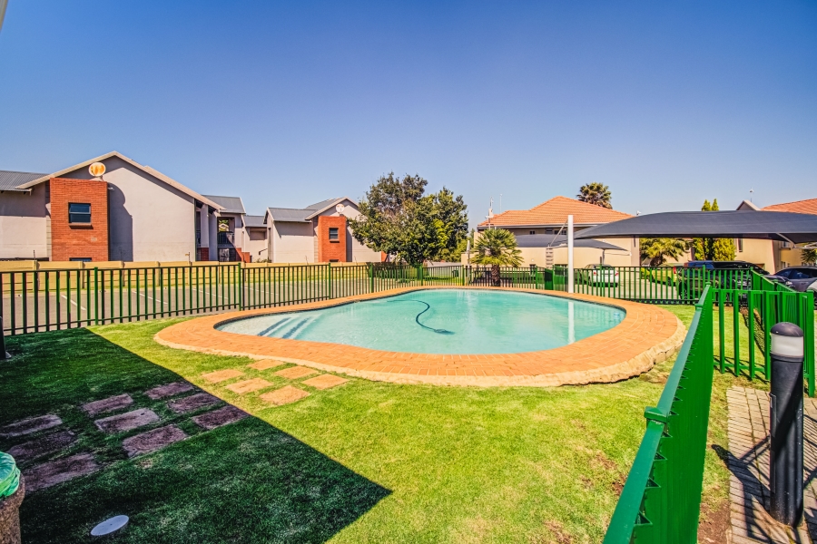 2 Bedroom Property for Sale in Atlasville Gauteng