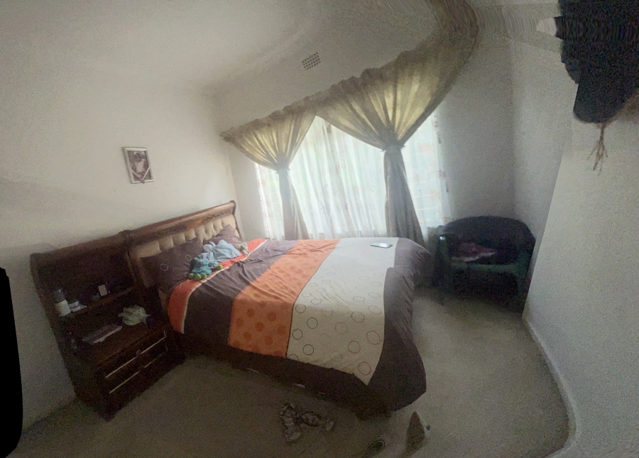 4 Bedroom Property for Sale in Florida Glen Gauteng